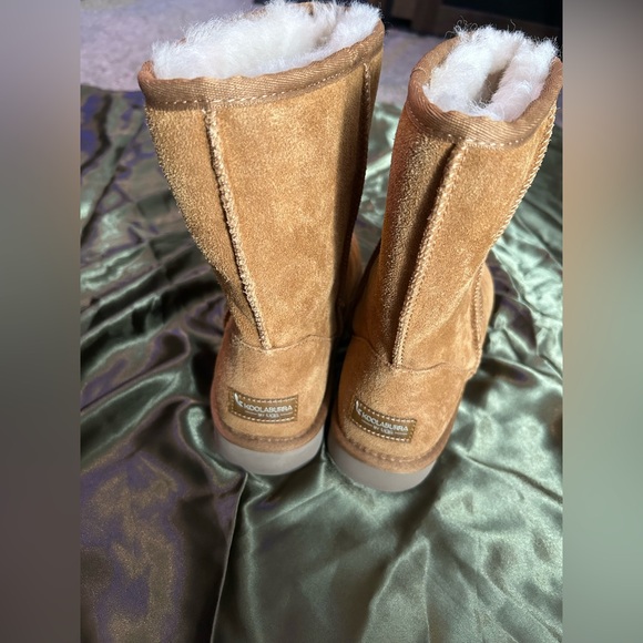 Cozy Chestnut Koolaburra by Ugg Boots size 9 - Picture 4 of 8